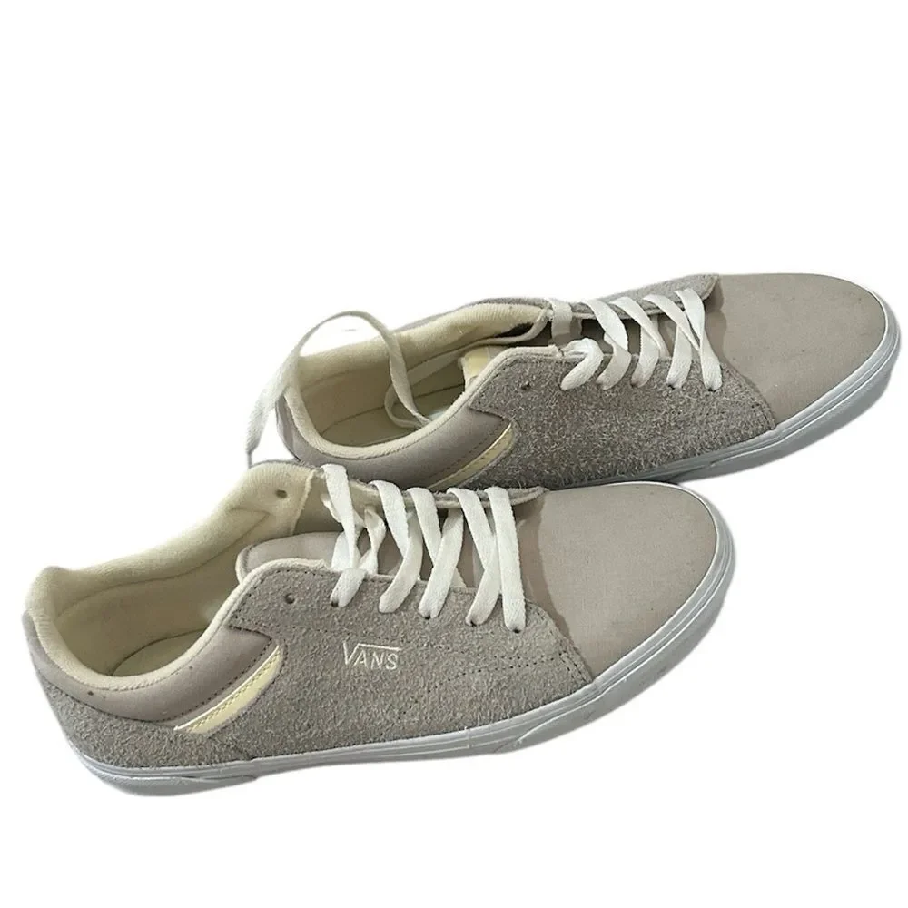 Vans Seldan Hairy Sneakers - Light Grey, Size 10, NWOT